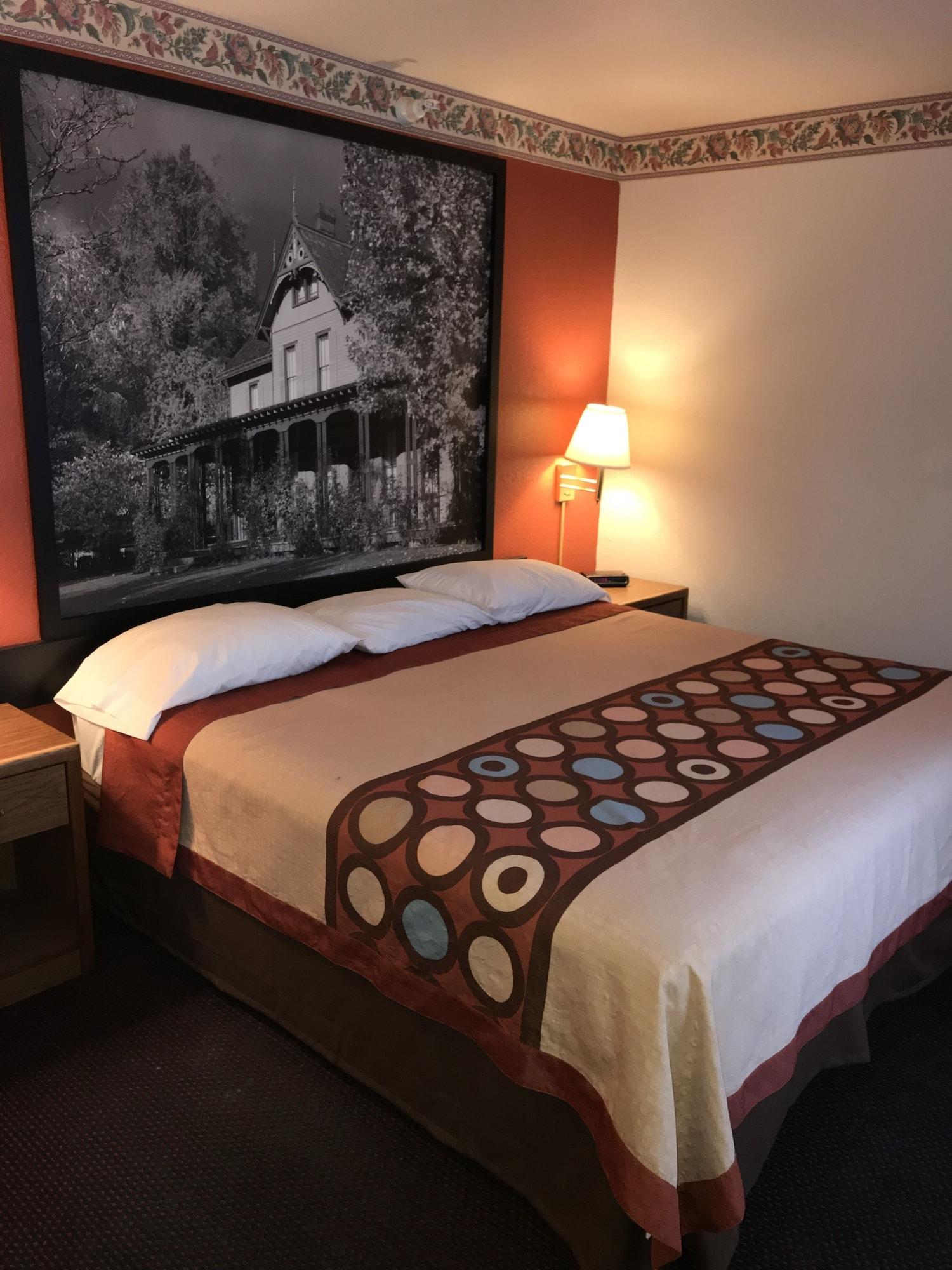 Super 8 By Wyndham Richfield Cleveland Hotel Екстериор снимка